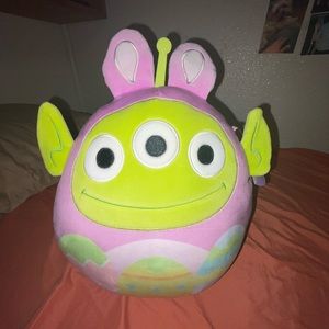Alien Squishmellow